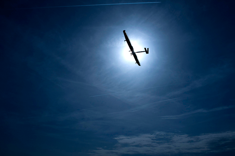 Illustration for article titled Solar Impulse Prototype Unveiled; Solar Plane to Circumnavigate the Globe